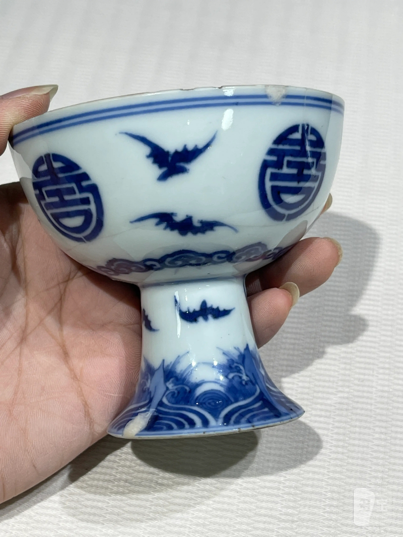 明、清 青花、矾红瓷器一组三件 - 图3